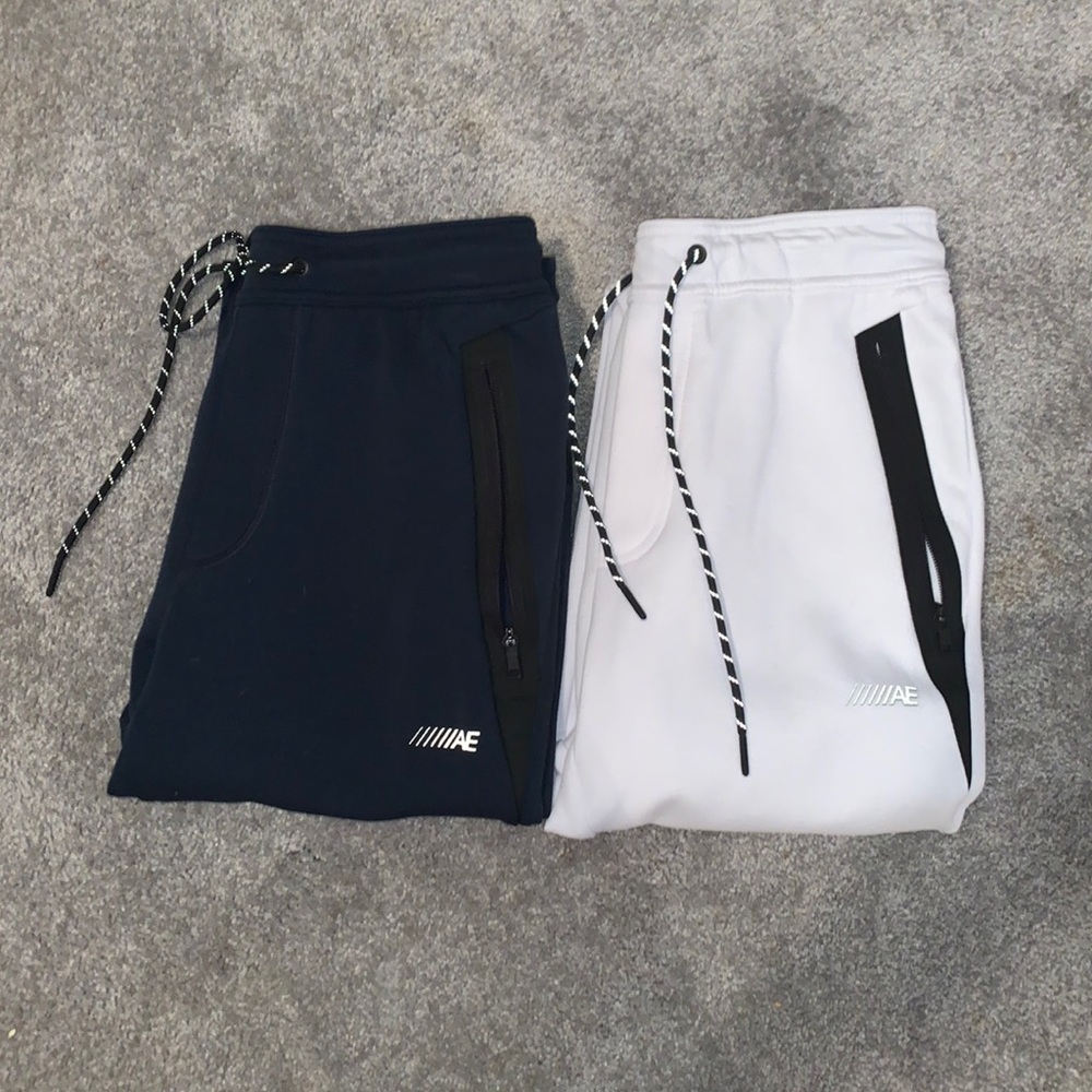 2 American Eagle Sweatpants combo deal